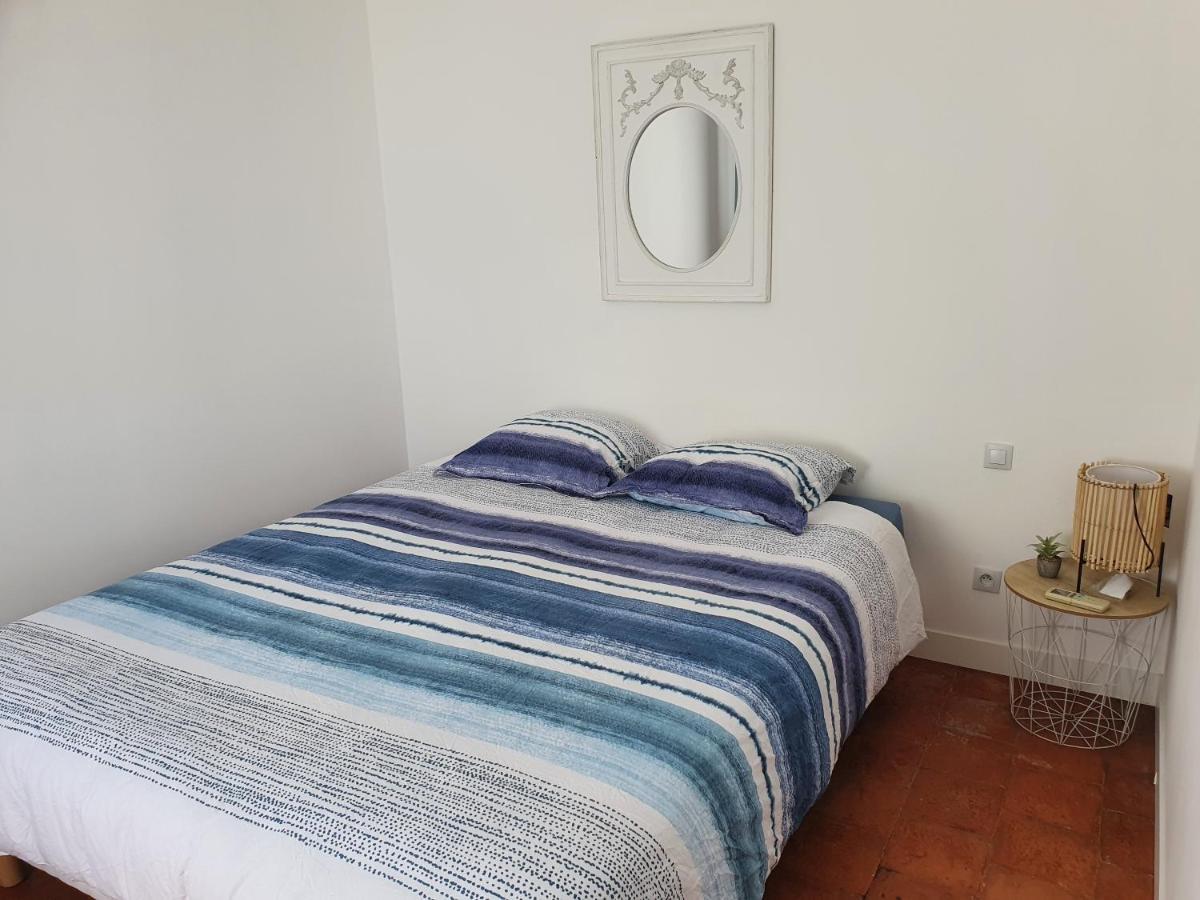 Mas De La Forge Noguier Bed & Breakfast Vergèze Екстериор снимка