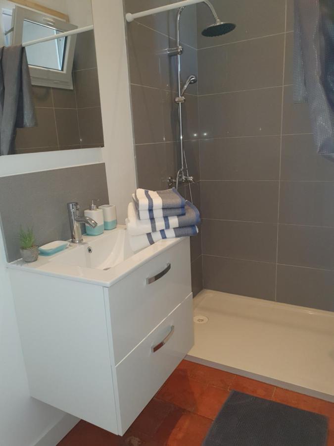 Mas De La Forge Noguier Bed & Breakfast Vergèze Екстериор снимка